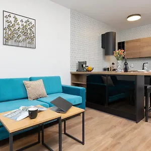 https://warsaw-muranw-studio-with-parking-by-renters.warsawhotelspoland.com